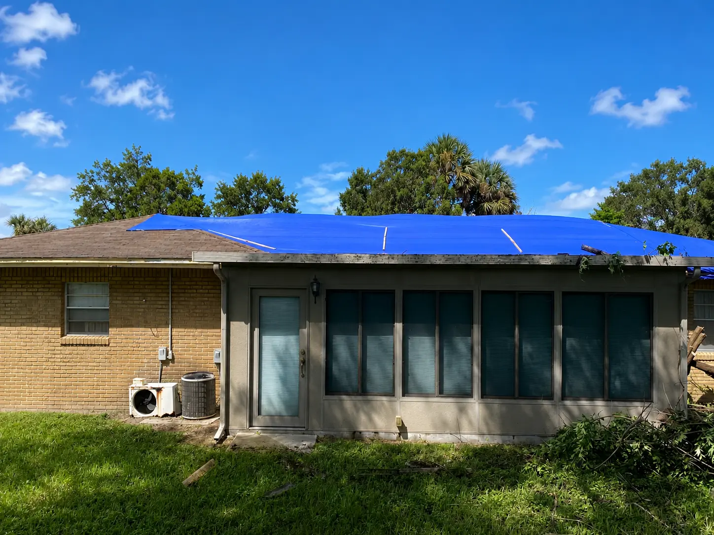 emergency-roof-tarping-jacksonville-fl Emergency Roof Tarping Jacksonville FL