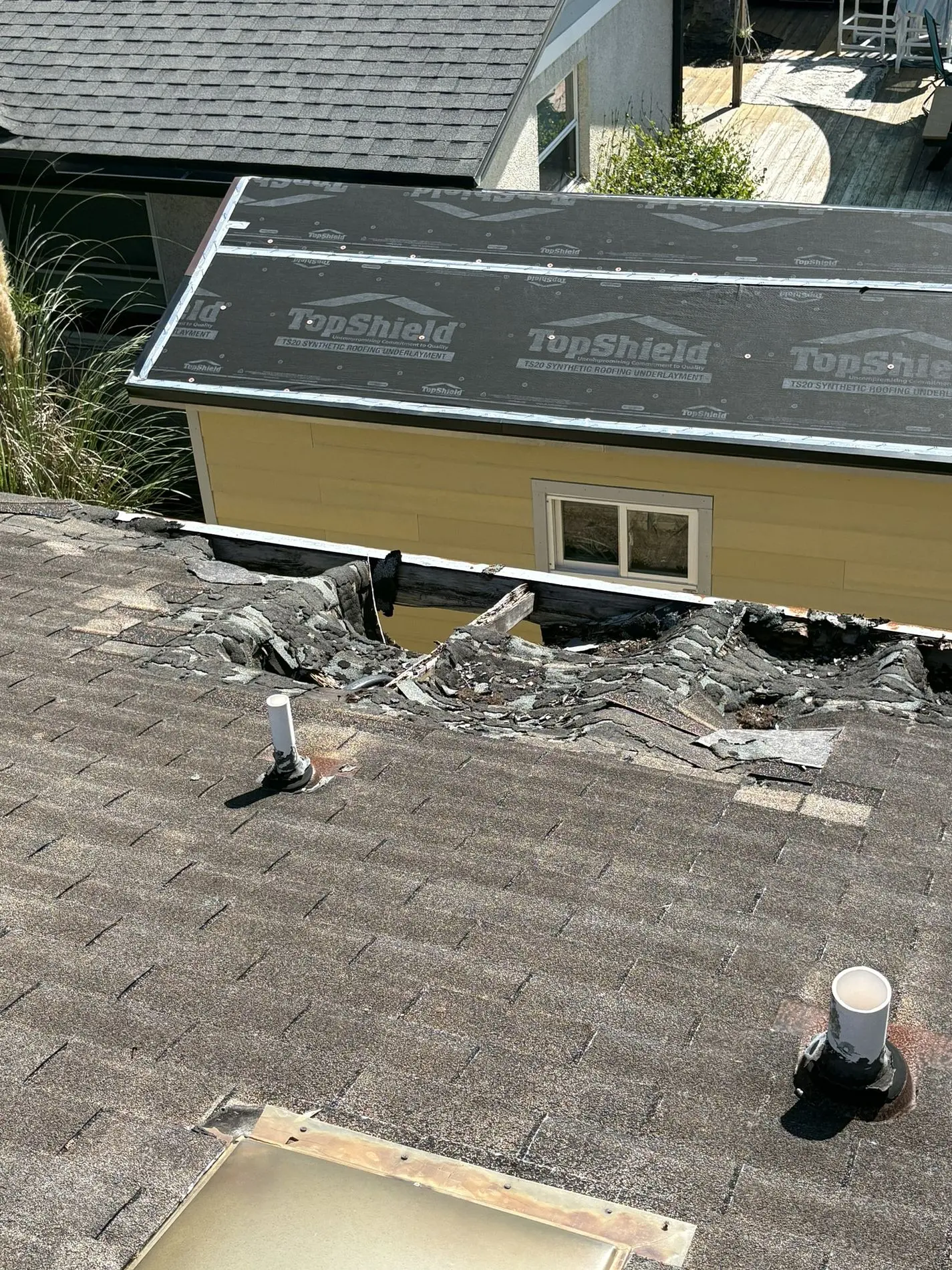 Emergency-Roof-Repair-Jacksonville-FL